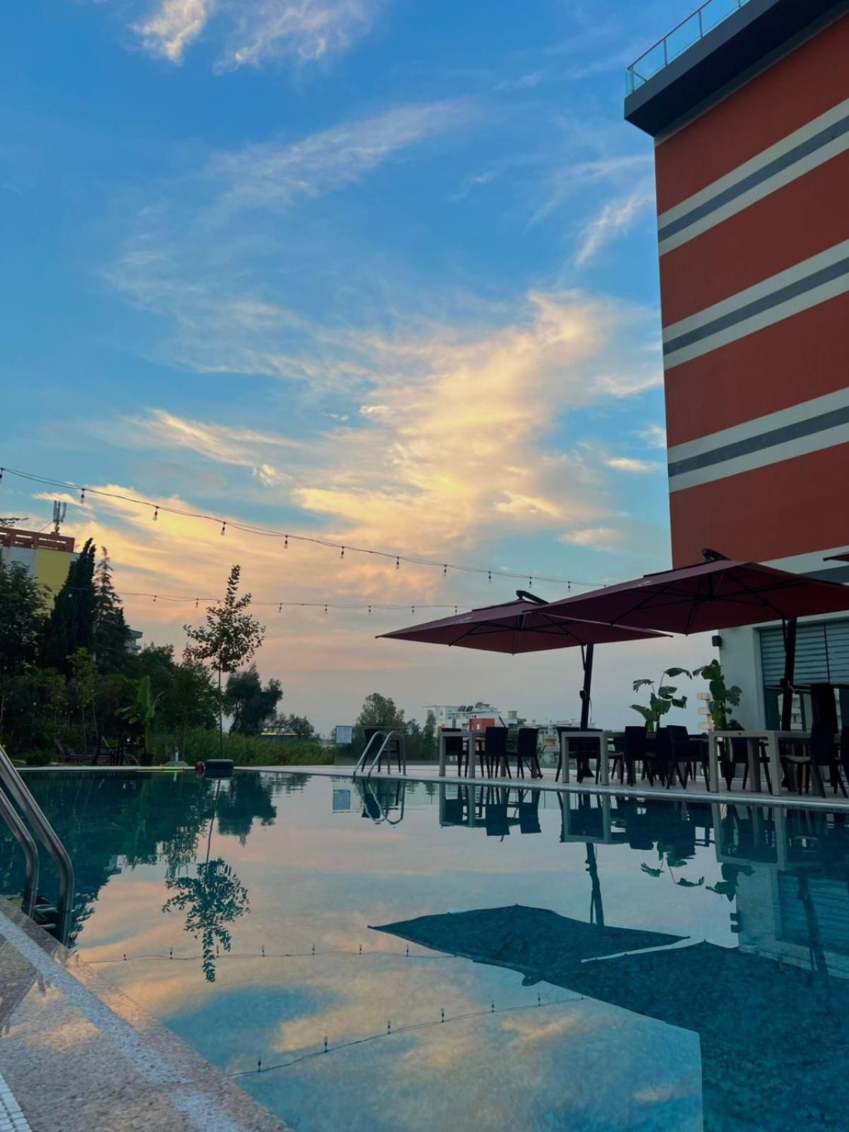 Olivia'S Hill Resort Kryemedhej Luaran gambar